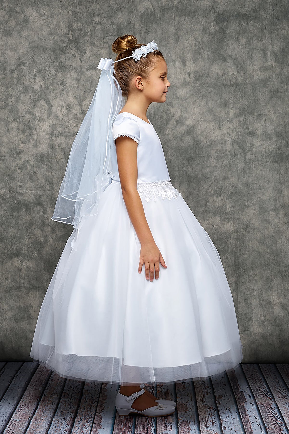 *RESTOCKED* 460 Chandelier Trim Communion Girls Dress