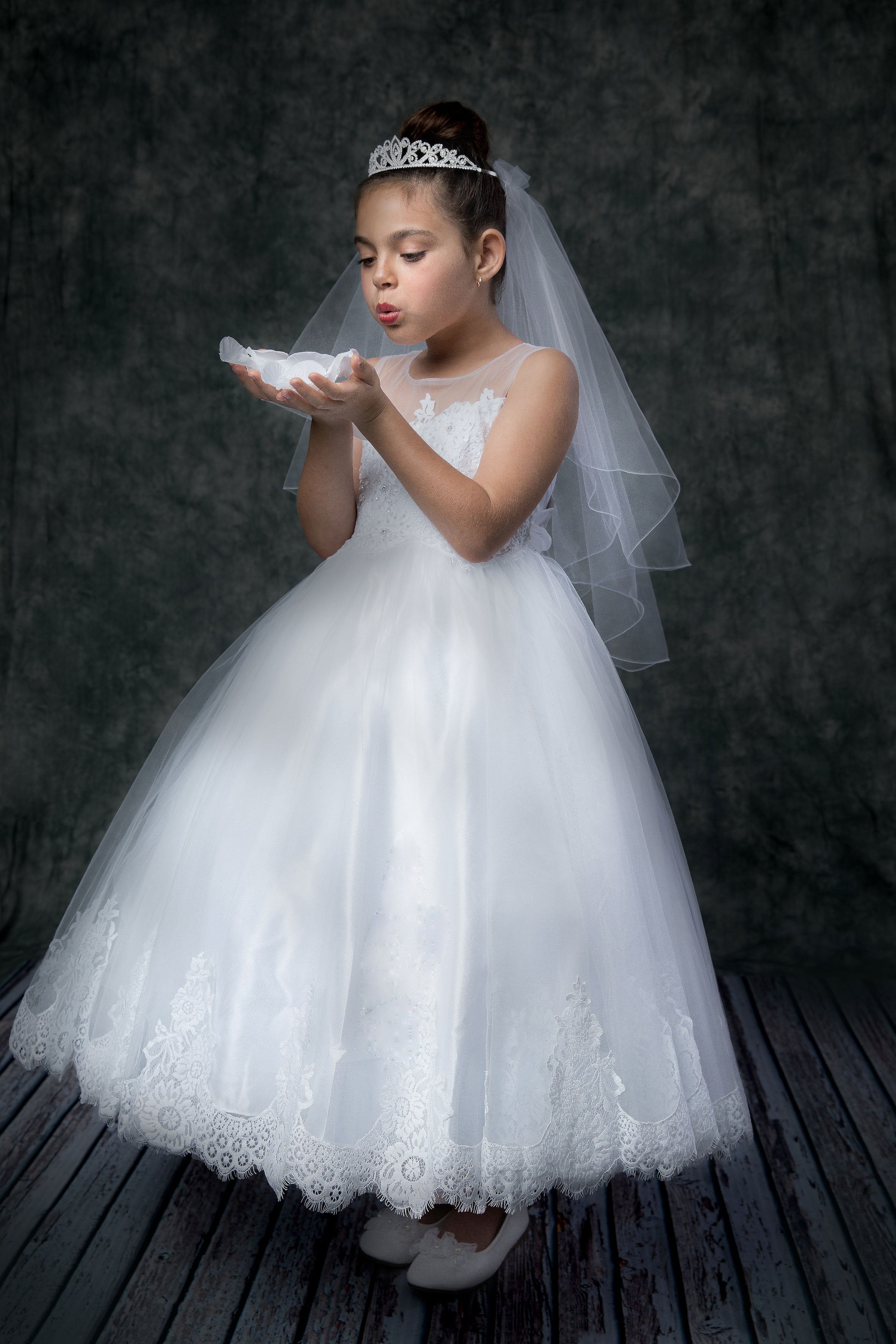 Wholesale communion outlet dresses